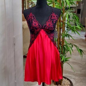 IN BLOOM BY JONQUIL - Red And Black Lace Trim Adjustable Straps Lingerie